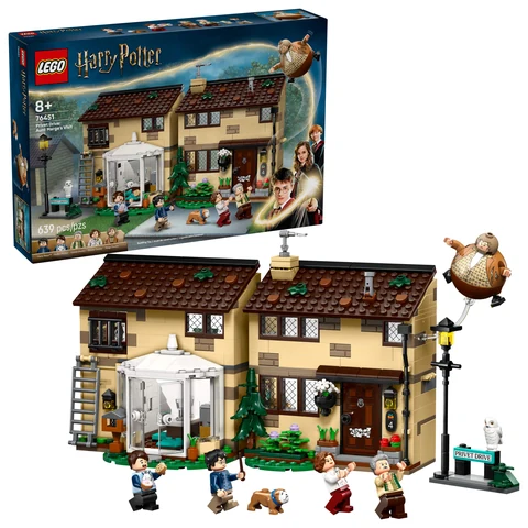 LEGO Harry Potter Privet Drive: Aunt Marges Visit Kids Toy - Buildable Book Nook and Room Decor for Boys and Girls, Ages 8+, 76451