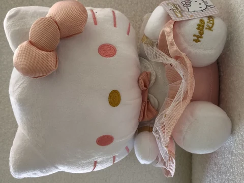 HELLO KITTY - 9.5 INCH COLLECTABLE PLUSH IN PINK AND GOLD DRESS