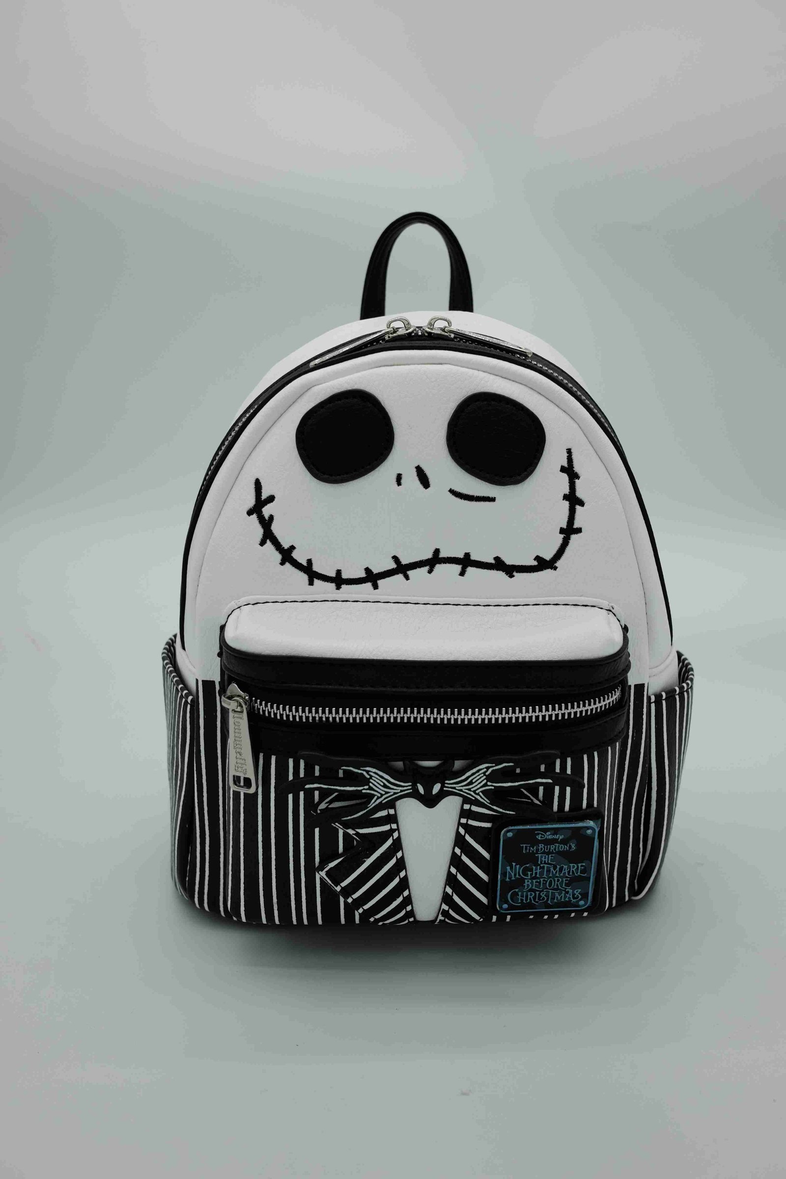 Mochila Disney de Jack Skellington de Pesadilla antes de Navidad con lazo de murciélago e interior a rayas · vista ampliada 1